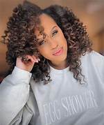 Kellee Stewart Has Her Sister and Parents as Her Backbone to Support
