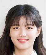 Kim Yoo Jung's Age and Height: a Closer Look
