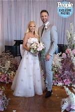 Kristin Chenoweth's Marital Status Revealed