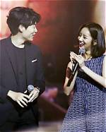 Lee Hyeri and Ryu Jun Yeol