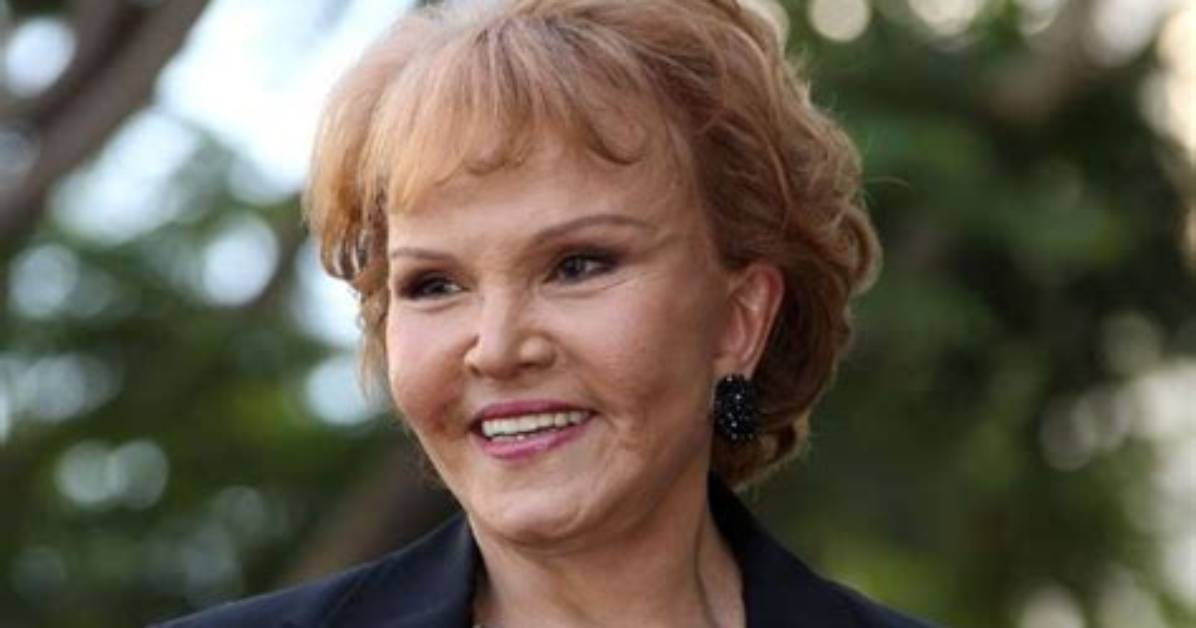Maria Elena Holly Net Worth 2024 ·