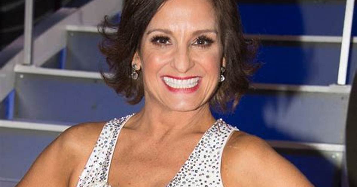 Mary Lou Retton - Bio, Age, Net Worth, Height, Divorce, Nationality, Body Measurement, Career