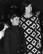 Mary Tyler Moore's Son's Battle with Mental Illness