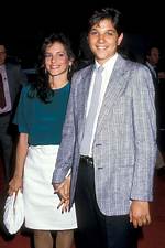 Meet His Spouse Phyllis Fierro Hollywood Life