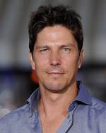 Michael Trucco Height