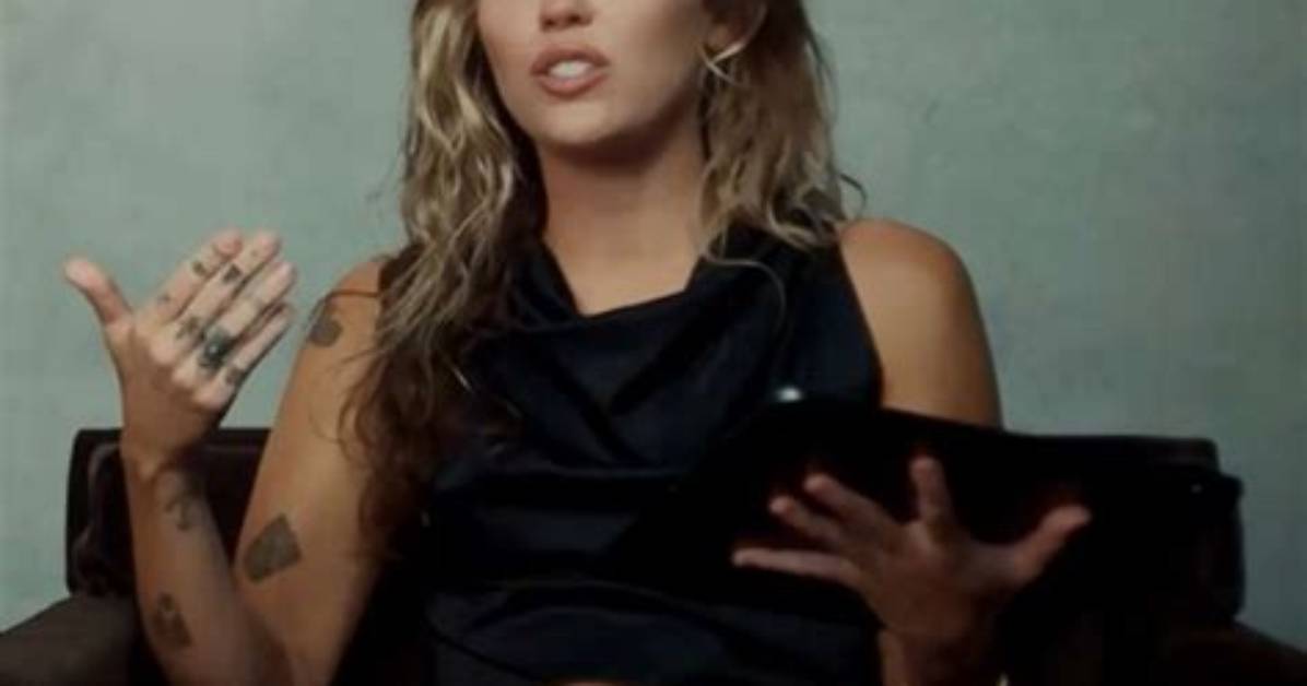 Miley Cyrus Reveals She Cut off Contact with Her Dad Because He Got Engaged to a Much Younger Girl
