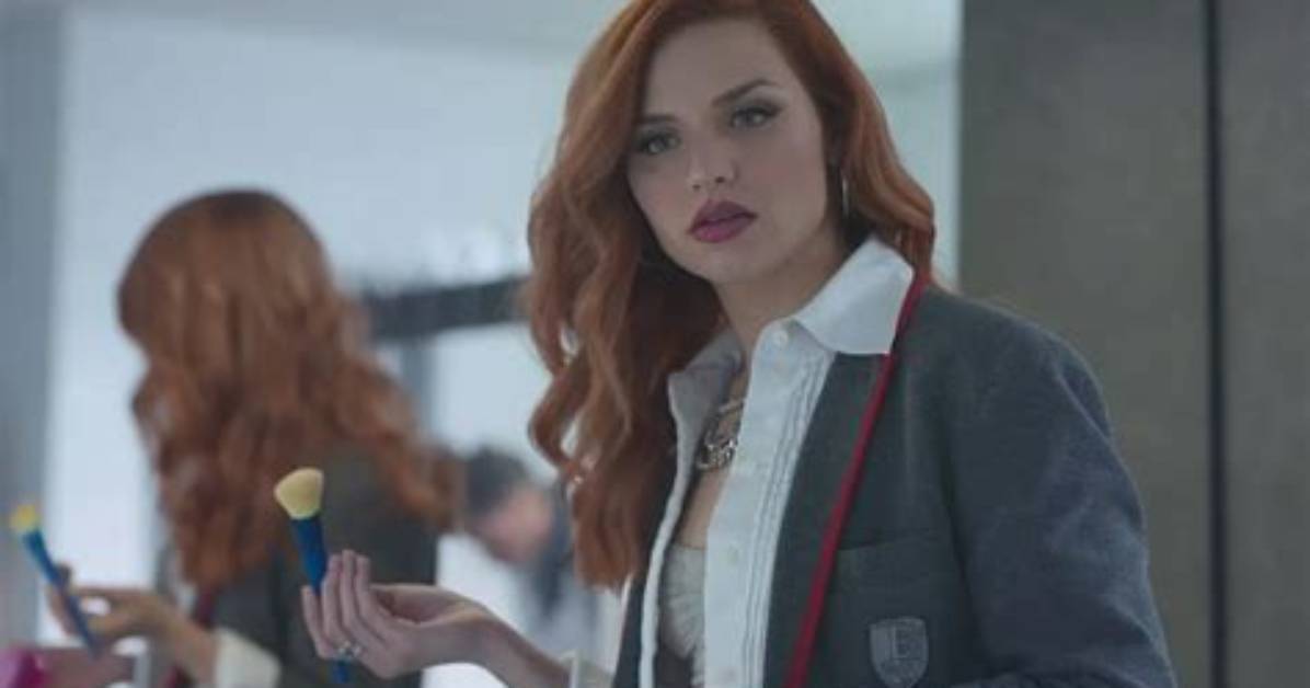 Mirela Balic Plays Chloe in Elite Here