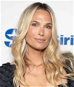 Molly Sims Biography, Age, Height, Husband, Net Worth, Family
