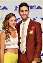 Nev Schulman's Wife Laura Perlongo Reveals She Suffered a Miscarriage ·