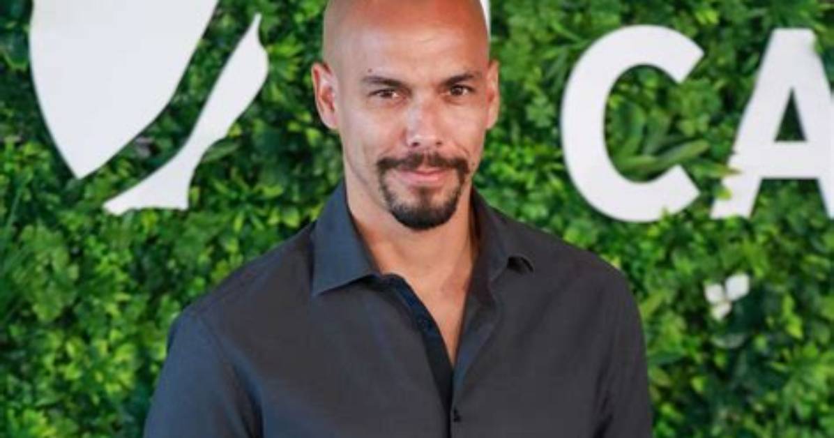 Picoz | Bryton James