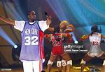 R. Kelly's Bet Awards Return and Its Impact
