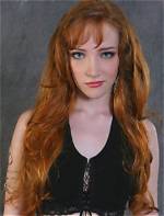 Scarlett Pomers Bio, Family, Career, History, Husband, Measurements