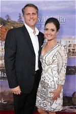 Scott Sveslosky Bio, Wiki, Age, Height, Family, First, Wife, Children, Danica Mckellar, Attorney, and Net Worth