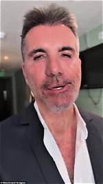 Simon Cowell's Hilarious Cameo in Scary Movie 3: a Perfect Blend of Horror and Humor