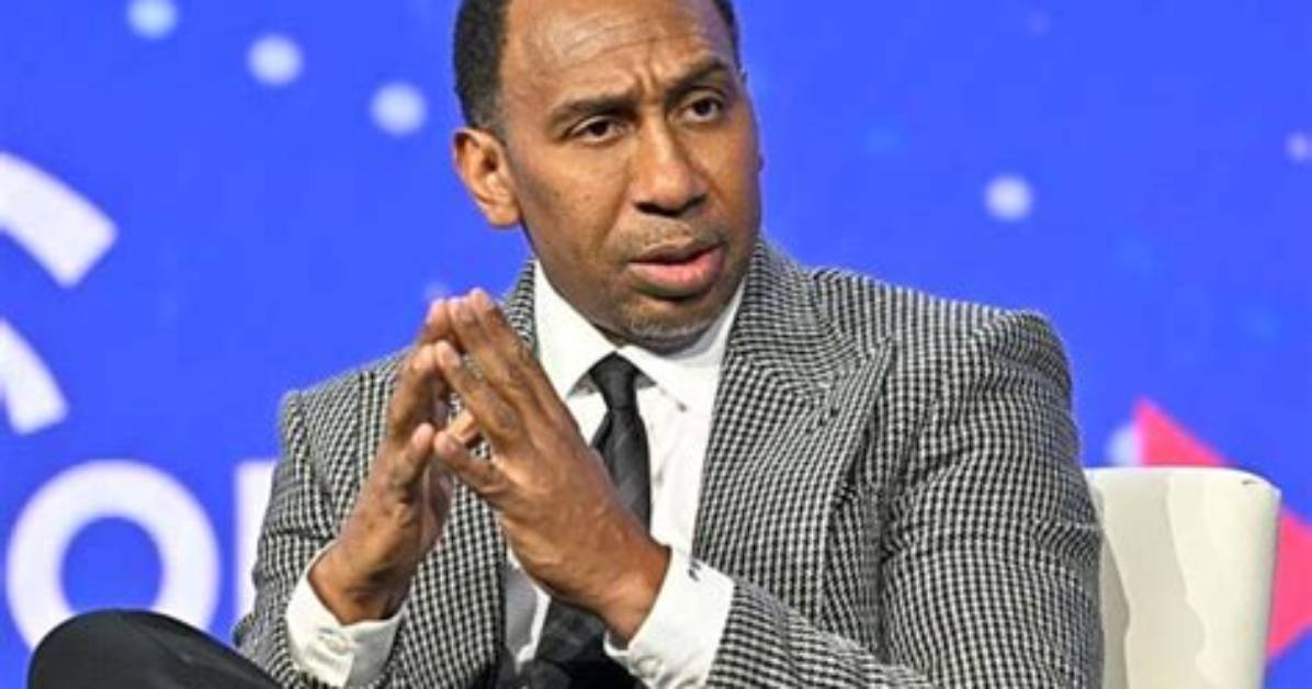 Stephen A. Smith Feels the Handling of Dak Prescott by Dallas Cowboys Worse Thanthat of Deshaun Wat