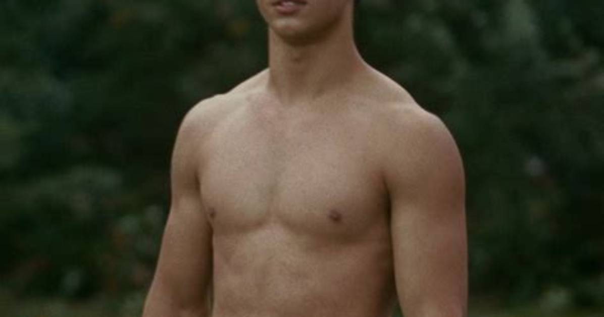 Taylor Lautner Reveals Twilight Caused Him Decades of Body Image Issues