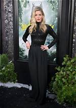 The Enigmatic Annabelle Wallis: Hollywood's Rising Star