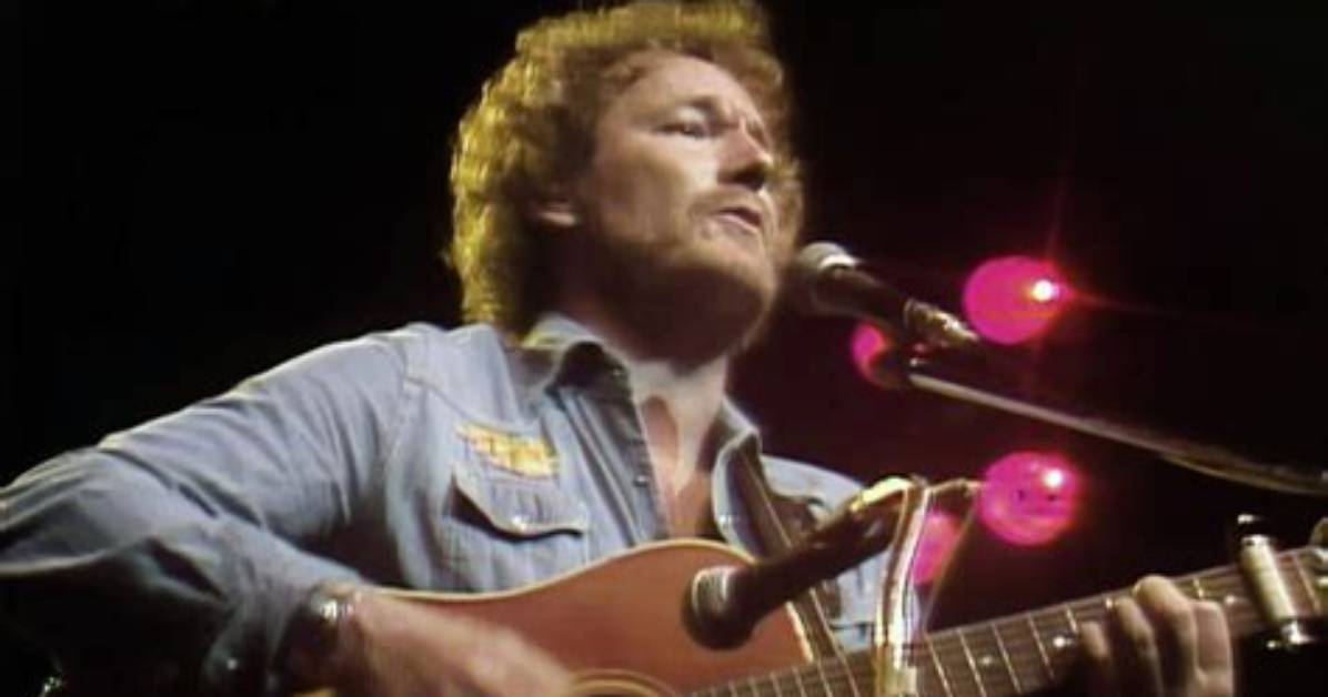 The True Story Behind Gordon Lightfoot's Departure from His First Marriage