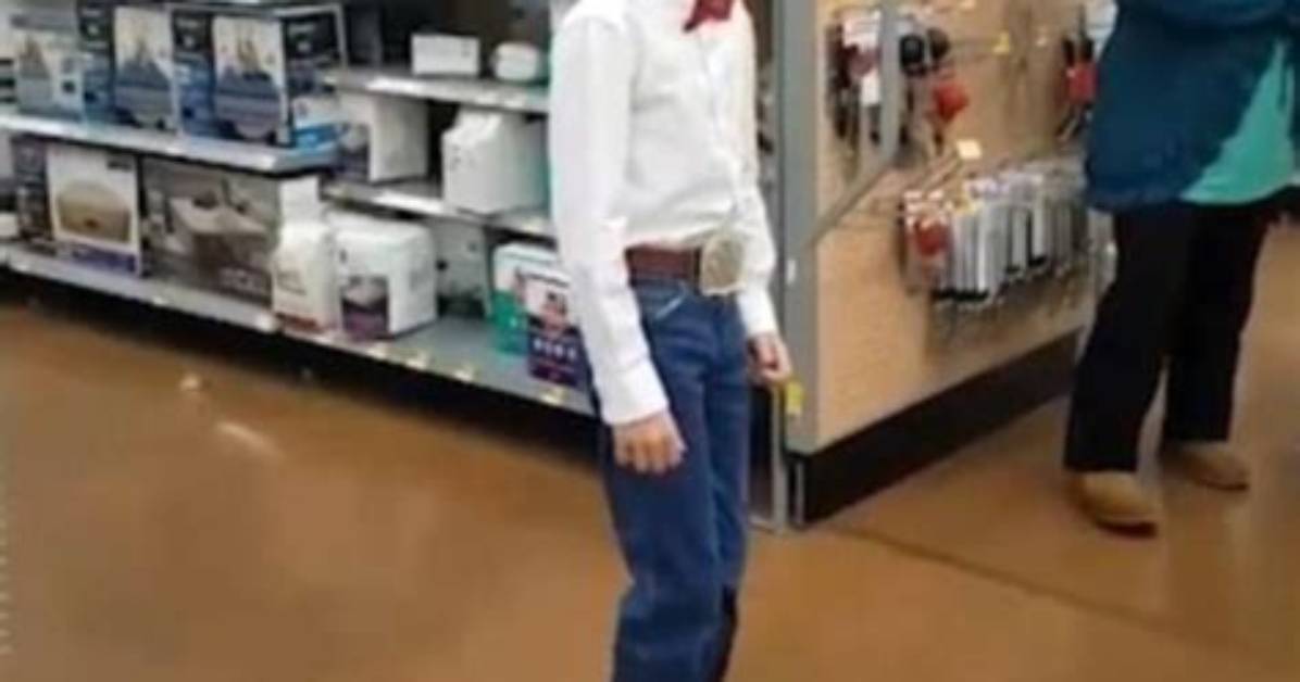 'The Walmart Yodelling Boy' Mason Ramsey Net Worth, Career Highlights, & Parents |