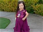 The World's Tiniest Girl: a Phenomenal Story