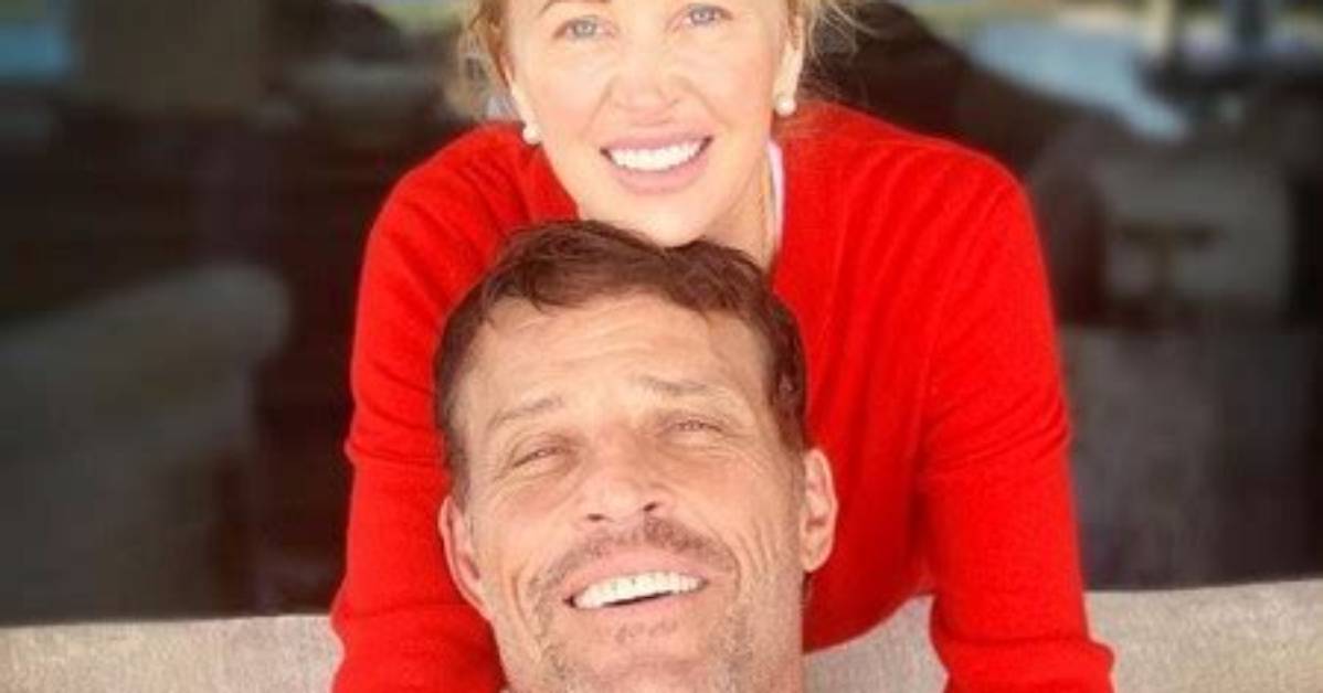 Tony Robbins Celebrates Wife Sage Robbins’ First Mother’s Day