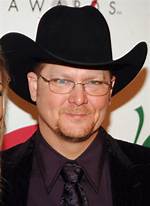 Tracy Lawrence Biography, Age, Height, Wife, Net Worth, Family ·