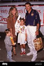 Uncover the Hidden Truth: Robert Urich's Secret Height Revealed