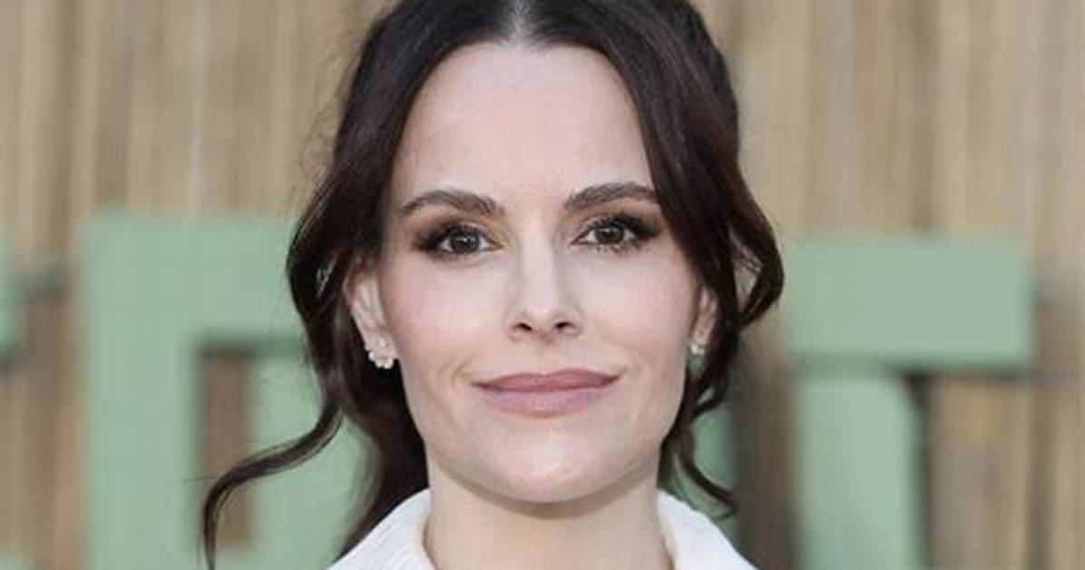 Uncover the Secrets: Emily Hampshire's Partner Revealed