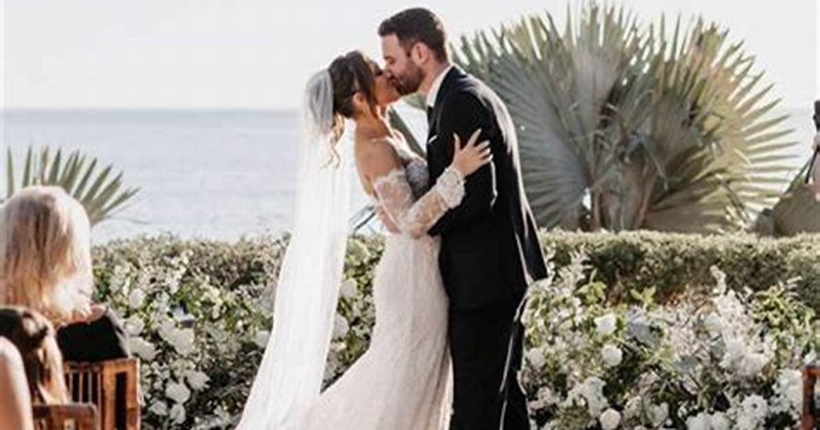 Uncovering Intimacy and Customization in a Celebrity Wedding