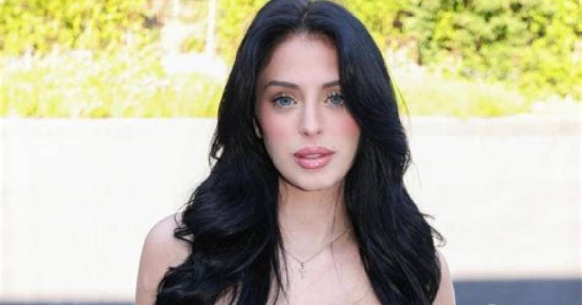 Unleashing the Charisma of Camilla Araujo Videos