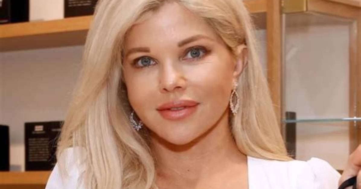 Unlock the Secrets of Donna D'errico's Instagram: Unfiltered Insights and Surprises