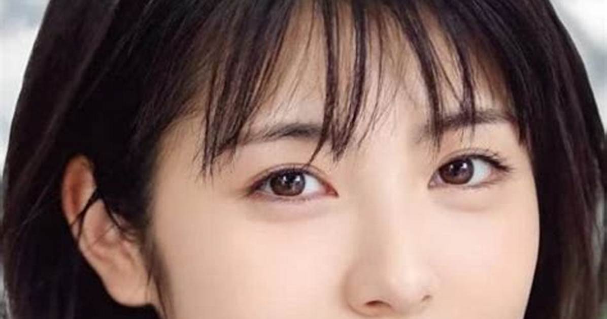 Unraveling the Minami Hamabe Relationship: the Actress and Her Connections