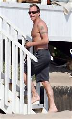 Unraveling the Mystery: Who Is Kiefer Sutherland Married to?