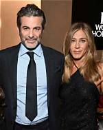 Unveiling Jennifer Aniston's Spouse: a Journey Through Love and Relationships