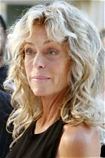 Unveiling the Cause Behind Farrah Fawcett's Tragedy: a Comprehensive Exploration