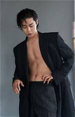 Unveiling the Charisma of Ee Jae Wook
