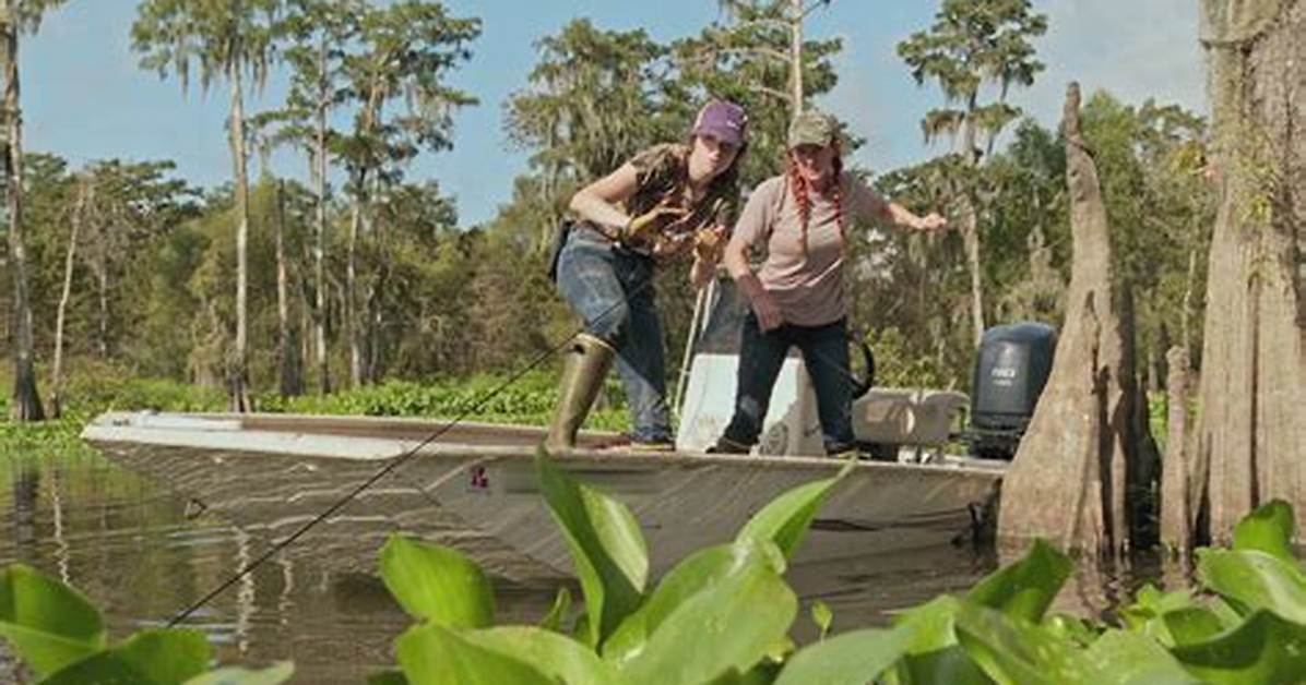 Unveiling the Extraordinary Woman Behind "Swamp People" Star Daniel Edgar