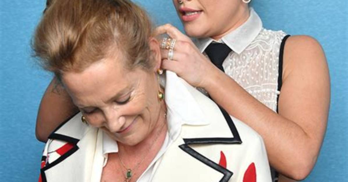 Unveiling the Heart: Florence Pugh's Mum and Their Special Bond