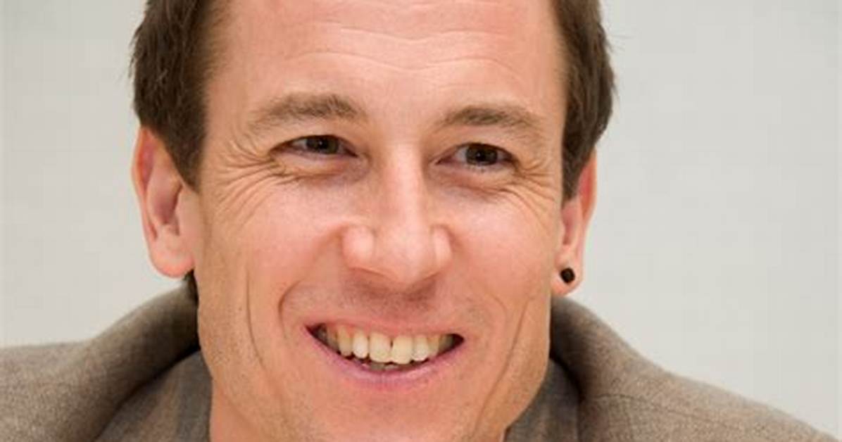 Unveiling the Heart: Is Tobias Menzies in a Relationship?