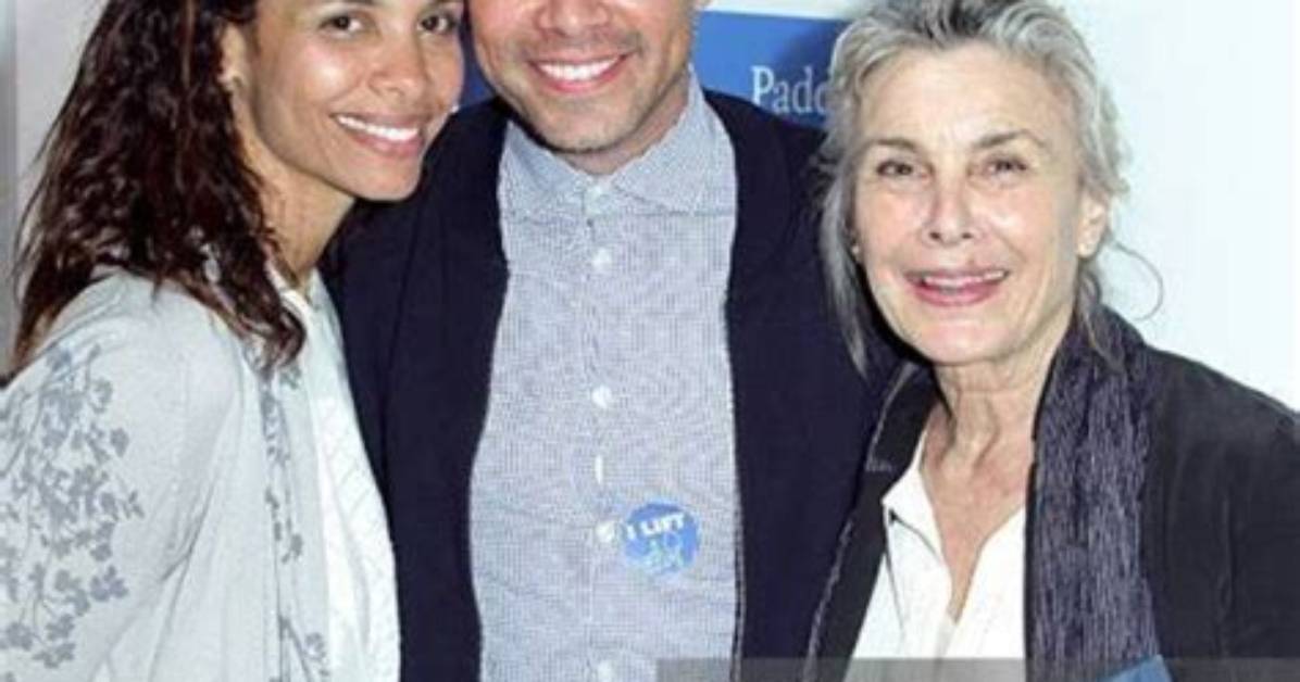 Unveiling the Life of Cash Warren's Mother: a Journey Through Family Ties