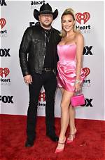 Unveiling the Sibling Bonds: Jason Aldean's Family Connections