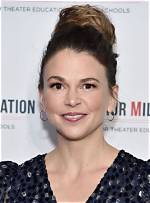 Unveiling the Talents of Actress Sutton Foster: a Broadway Sensation