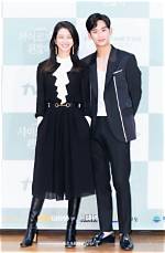 Unveiling the Truth: Kim Soo Hyun Height in Feet