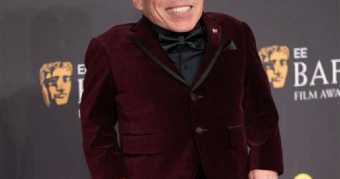 Unveiling Warwick Davis's Net Worth: Discoveries and Insights