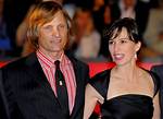 Viggo Mortensen Wife, Kids, Is He Gay or Does He Have a Girlfriend?