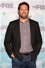 Who Is David Denman Dating Now |