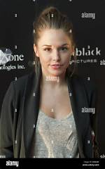 Who Is Elise Gatien Boyfriend or Husband Stu Jameson? Details to Know About Love and Where to Find It Actress